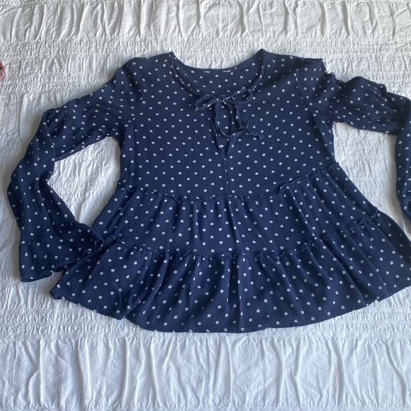 Lucky 🍀 Brand long sleeved blouse in baby doll style.Navy with white dots. XS - Picture 6 of 11